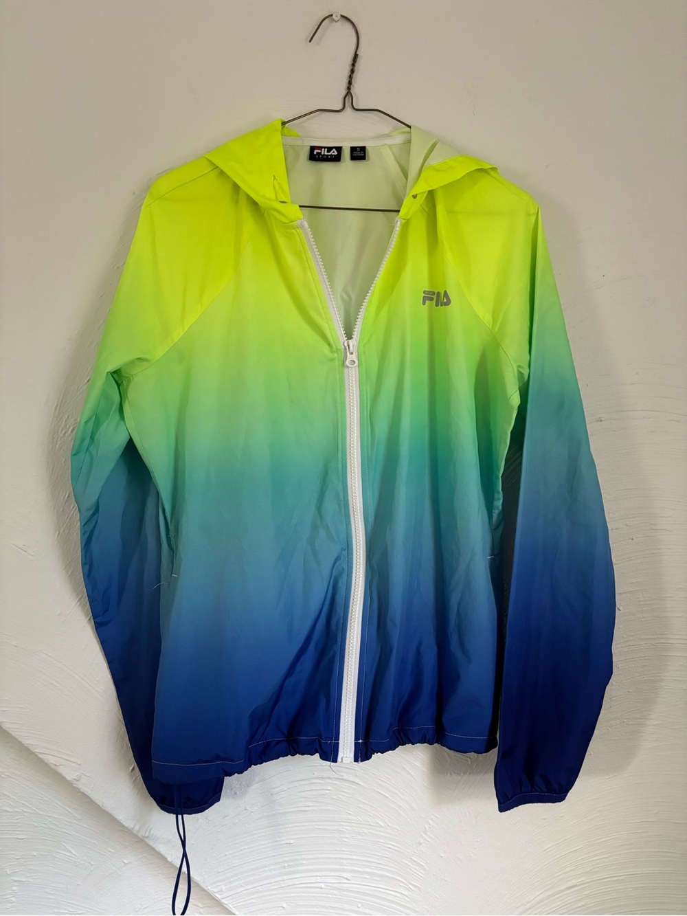 FILA Sport Lightweight Jacket in Pale Lime with White Trim Size Small